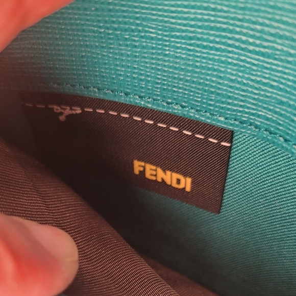 Fendi Zucca Zip Around Wallet EUC - Picture 4 of 13